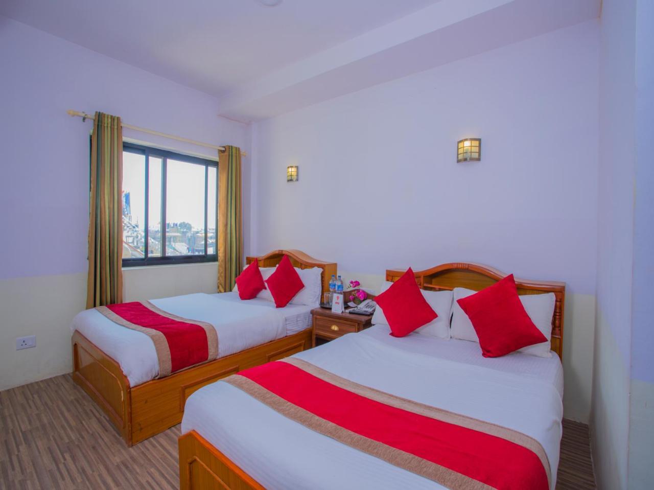 Oyo 255 White Zambala Hotel كاتماندو المظهر الخارجي الصورة
