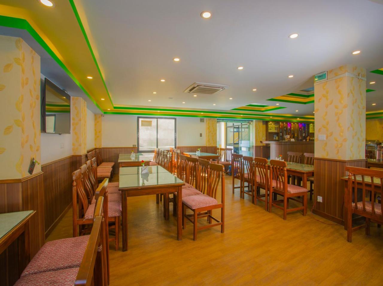 Oyo 255 White Zambala Hotel كاتماندو المظهر الخارجي الصورة