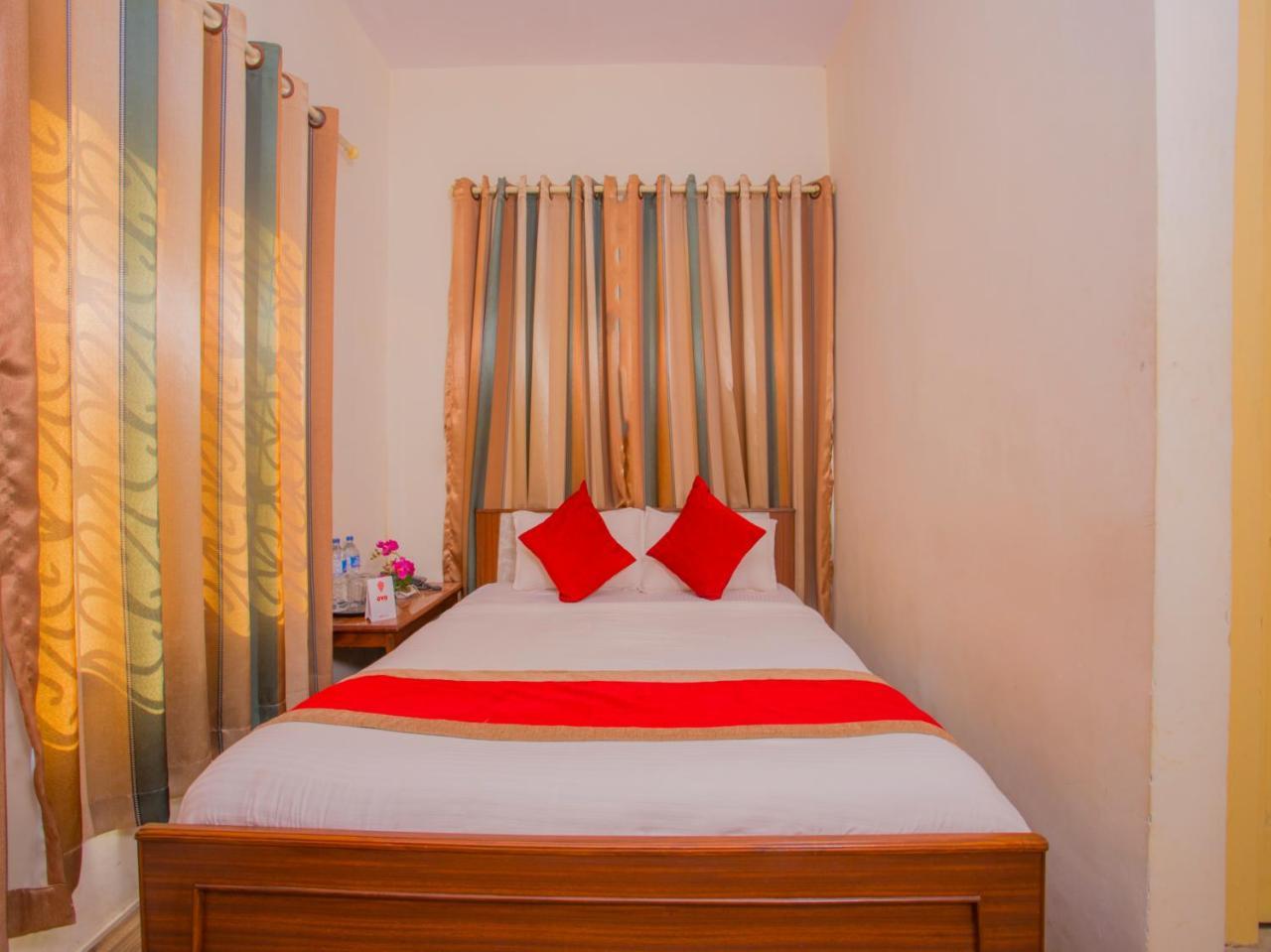 Oyo 255 White Zambala Hotel كاتماندو المظهر الخارجي الصورة
