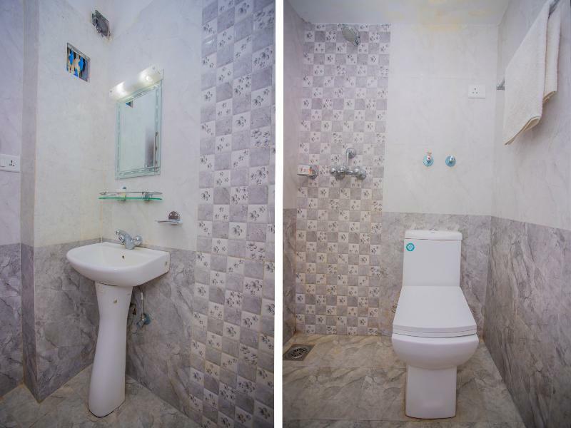 Oyo 255 White Zambala Hotel كاتماندو المظهر الخارجي الصورة